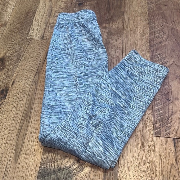 Nike Dri-Fit Boy’s Grey Sweatpants Size L - Picture 1 of 7